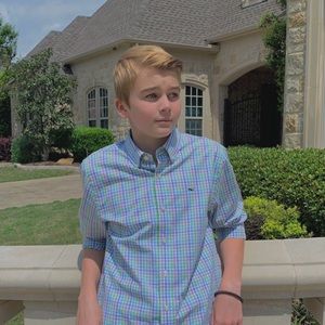 Meet your Posher, Kyle field